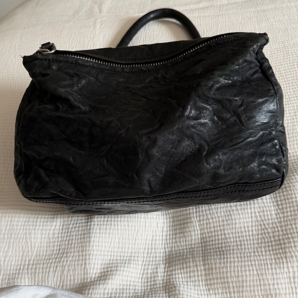 Givenchy Pandora Black Leather Crinkle Bag - Picture 10 of 16